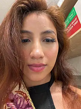 Naomiii__
