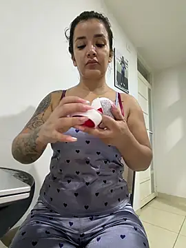 Lau_goddess_ass - full nude + open ass