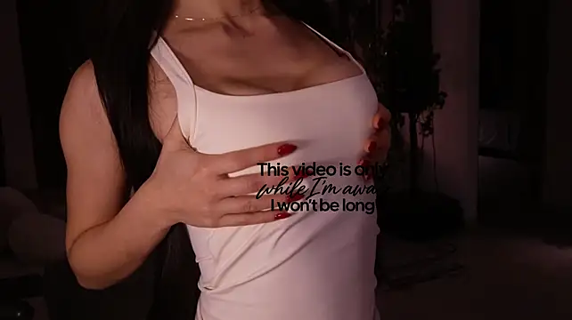 LaurisBermont - I enjoy touching my tight pussy