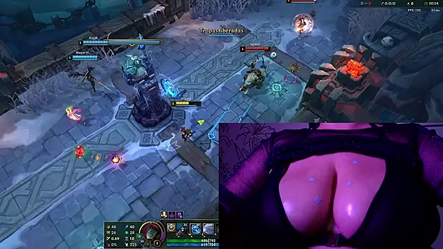 PuffMorgana - Sugador no grelinho enquanto joga 💋