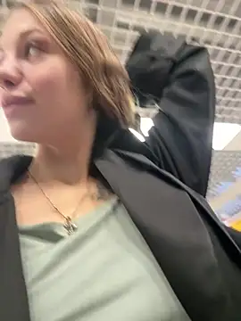 Olivia_Jemison - Spit on nippes + smear it