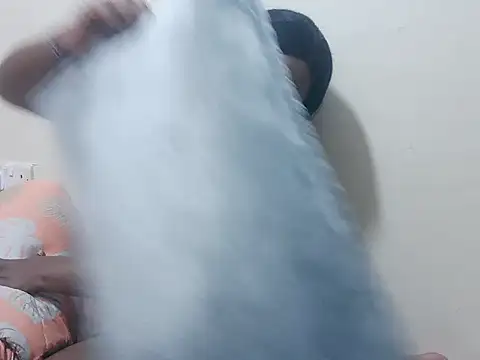 Sweetluna20 - Fuck my both holes