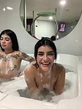 Ivy-777 - fash tits and oil tits