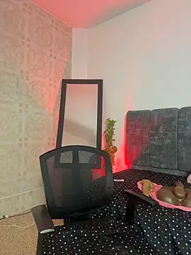 Kem_hott - FINGER IN MY PUSSY + SQUIRT