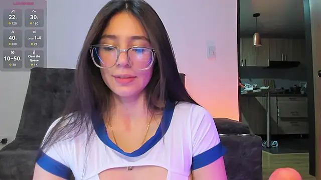 Emmadiaz1 - Plug + oily ass