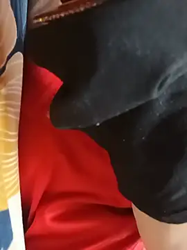 Honey_Babe06 - Changing clothes in public