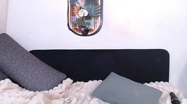 Evaa_here_ - Fuck pussy with a dildo