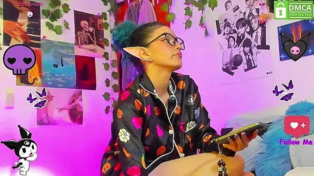 Bluedarkelf888 - rubb my clitoris