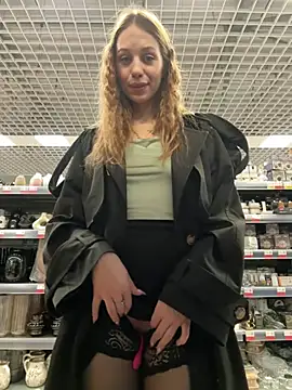 Olivia_Jemison - Camel toy + touch clit in SUPERMARKET