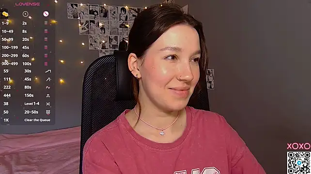 Cutie_Vicky - make my booty jump and jiggle