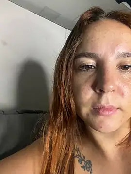 BrunaMendees - SENTAR NO DILDO/ Ride a dildo