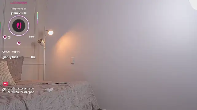 CATALINA_RESTREPO - Oil ass + massagex 3 min