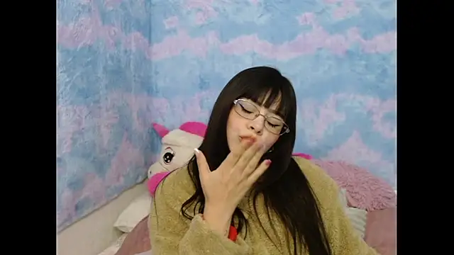 Danna_Myst - plays with oil