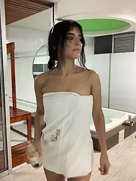 Ivy-777 - fash tits and oil tits
