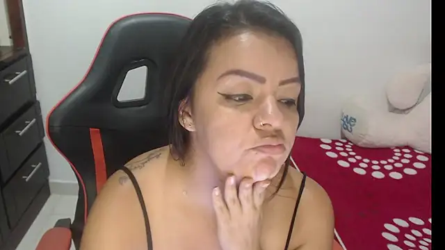 Emily_sexxx - make me wet?? play with me!!!
