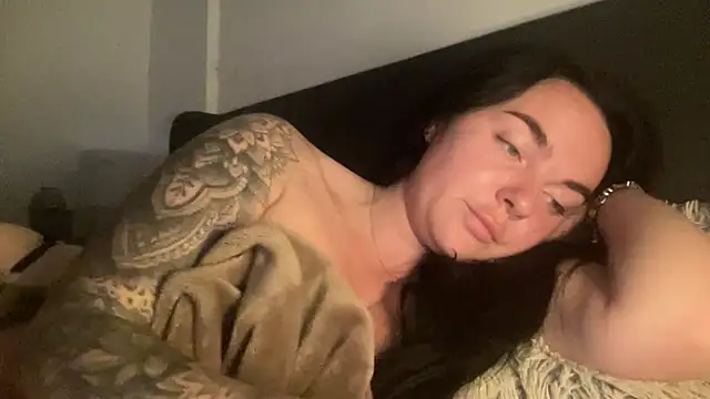 YorkshireGirly - TITS OUT 🍒