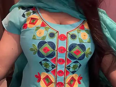 Avneet_kaurr1 - tongue play and suck finger