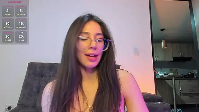 Emmadiaz1 - Plug + oily ass