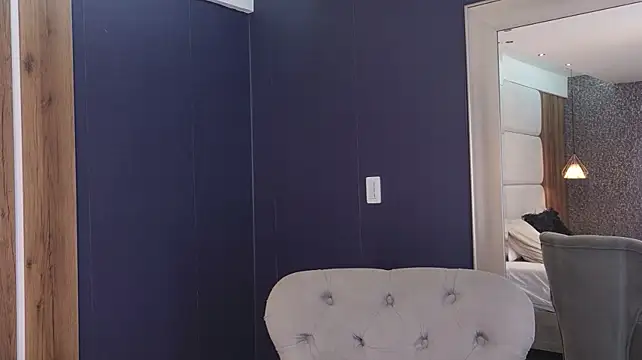 LolaGray__ - Seduce you with my panties + take off 😈