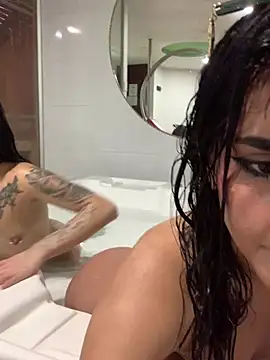 Ivy-777 - fash tits and oil tits