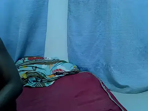 Miss_brown_gal - show pussy