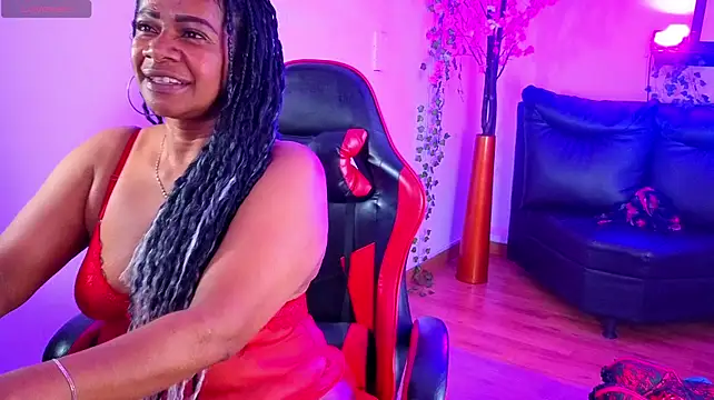 Marsella_69_ - smile + kiss :