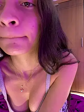 Candy_deluxe - Show titts x3mnt