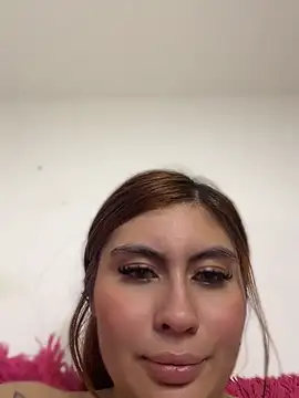 Im_Stormi - Oil in boobs / 1 vid pm