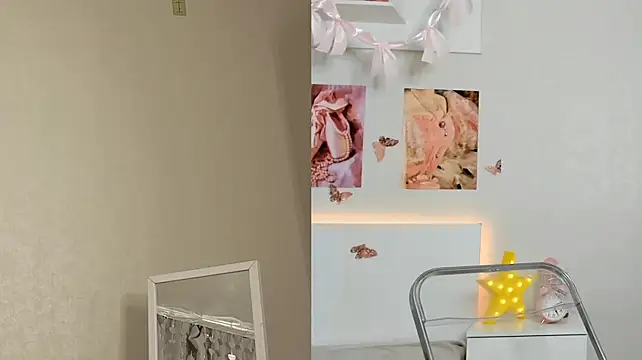 Milly_Lane - Squirt and splash all over your face!!!
