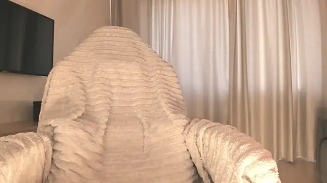 Mia_lui