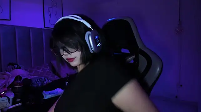 Kitty_Gang - Rub my pussy until it's very wet 🥵💦