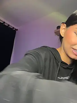 MimiNyxx - Put oil on my breasts 💧🍒