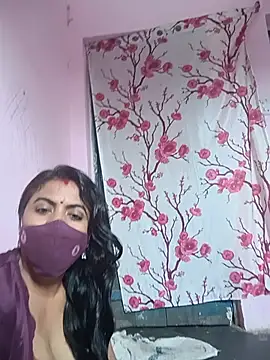 Poojasexy71