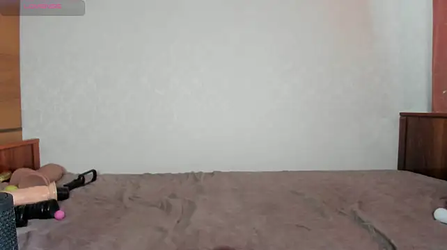 JuiliOnesunray - Destroy my holes