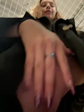 Olivia_Jemison - Take off my skirt + fingering my pussy