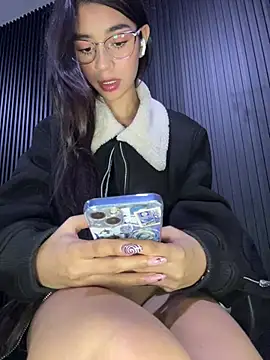 Soy_Ania_Sweet - RIDE YOUR COCK IN THE BATHROOM+DOMI CLIT