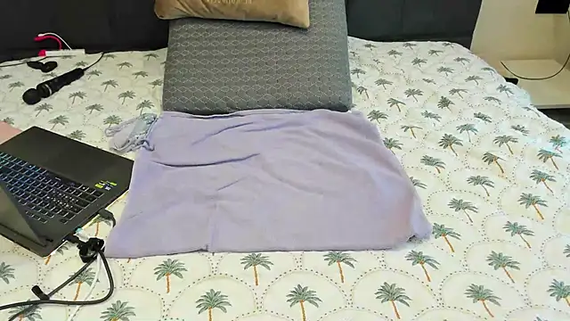 Horny_mommy - WARM ME UP