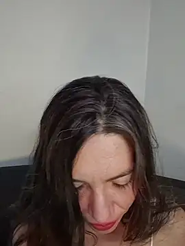 Loveuu-bae - dildo play & squirt <3