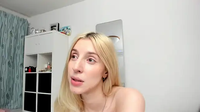 KenzieDawton - cum in a row