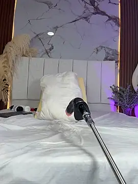 Roxana_gomezz - SHOW DE PEPINO ANAL EN LA COSINA🥒🥵🥵