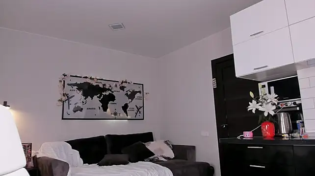 Layla_Lotus - body language — slow tits play