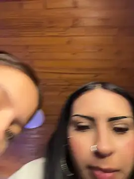 Hilary_pinkk
