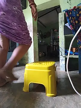 Tamilselviroja- - 😍 2 boobs oil show 😍