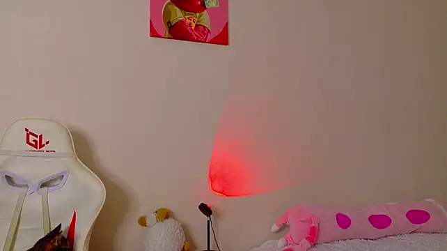 Peachiee_ - flash those tits