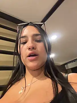 Samantha_firee - Flash ass👀🍑