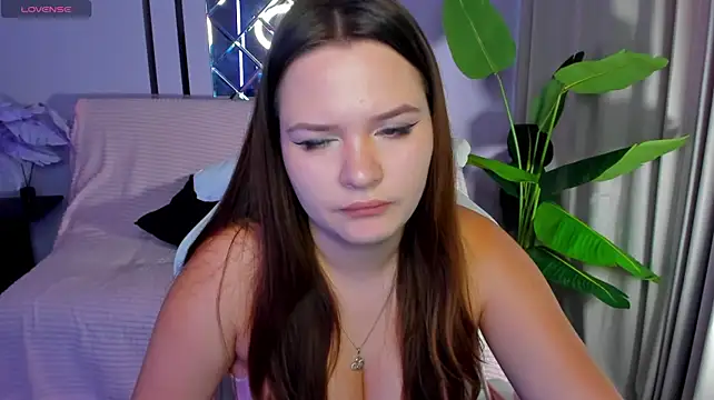 CutieChloee - slap ass in doggy pose