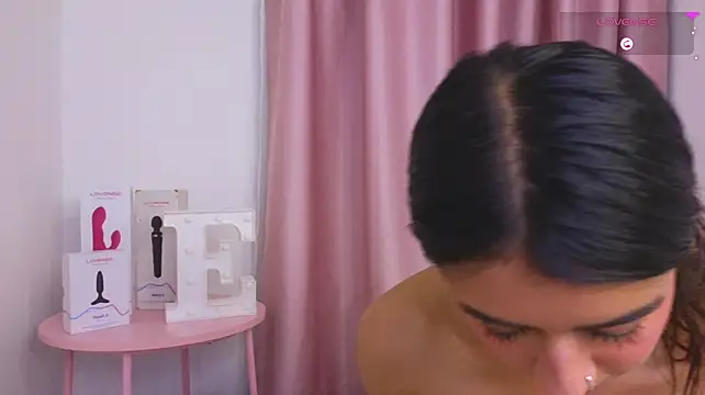Emiily_Scott1 - spank my pussy and rub 💗⭐