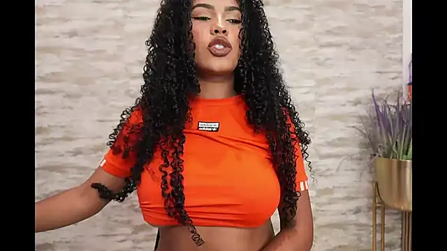 HOTBLACKANDWHITE2 - SQUIRT