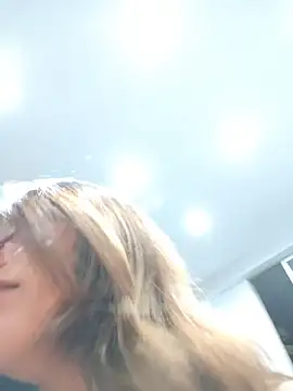 Elsa_sweet - 3fingers in pussy + control🫣
