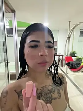 -Brittanny - FINGERS IN PUSSY